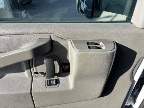 2023 Chevrolet Express 4500