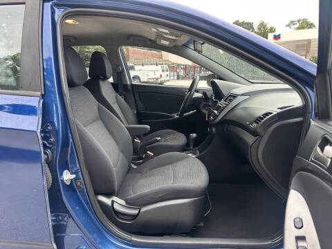 2016 Hyundai Accent SE