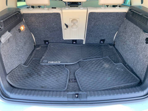2017 Volkswagen Tiguan 2.0T Wolfsburg Edition 4Motion
