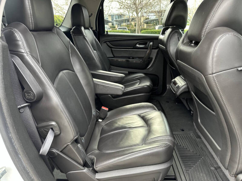 2016 GMC Acadia SLT-1