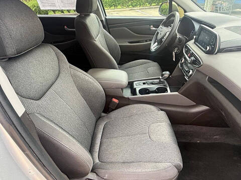 2020 Hyundai Santa Fe SE