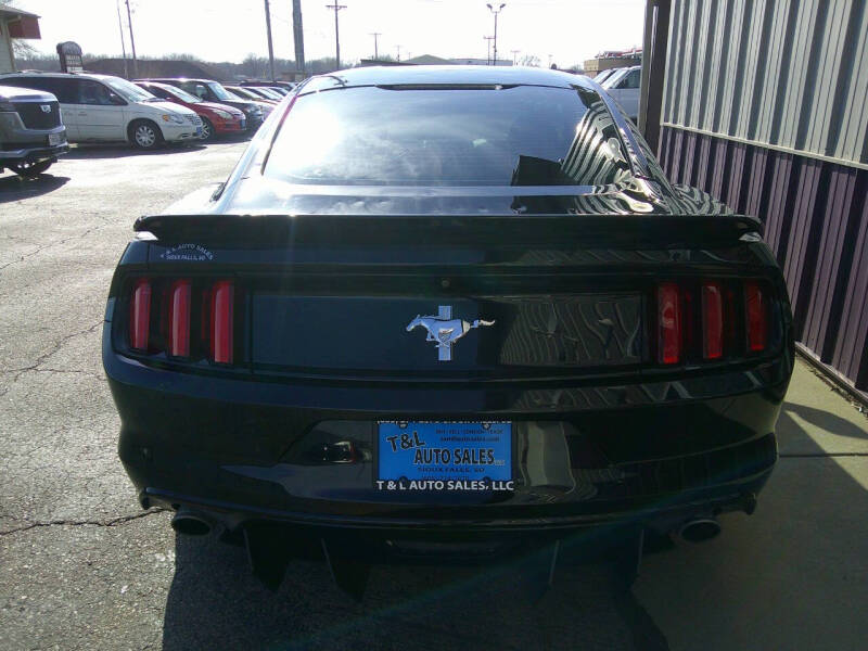 2017 Ford Mustang V6