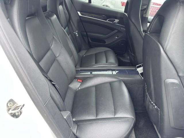 2013 Porsche Panamera