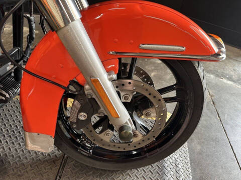2012 Harley-Davidson® FLHTK - Electra Glide® Ul
