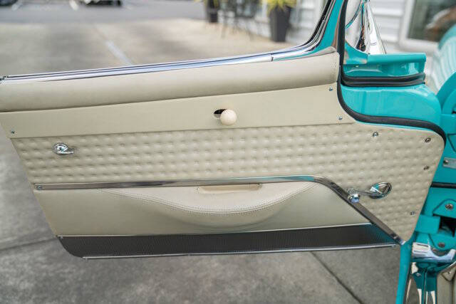 1957 Chevrolet Corvette 9