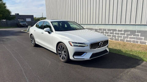 2021 Volvo S60 Recharge T8 Inscription