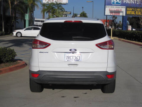 2016 Ford Escape S