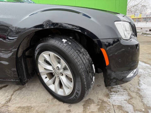 2015 Chrysler 300 Limited