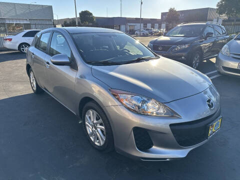 2013 Mazda MAZDA3 i Touring
