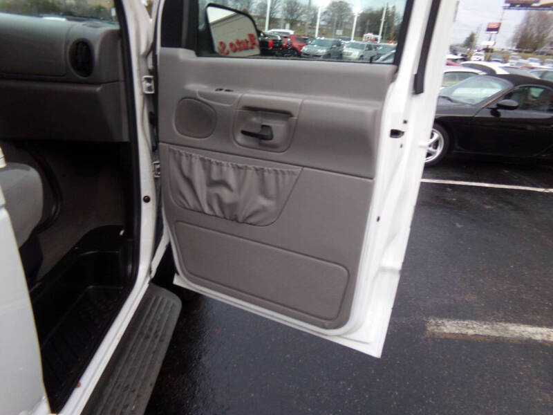 2001 Ford E-Series E-350 SD XL