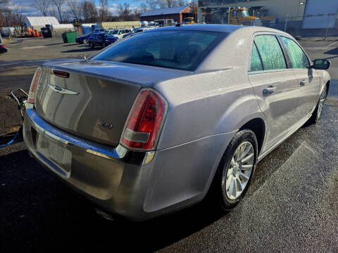 2013 Chrysler 300