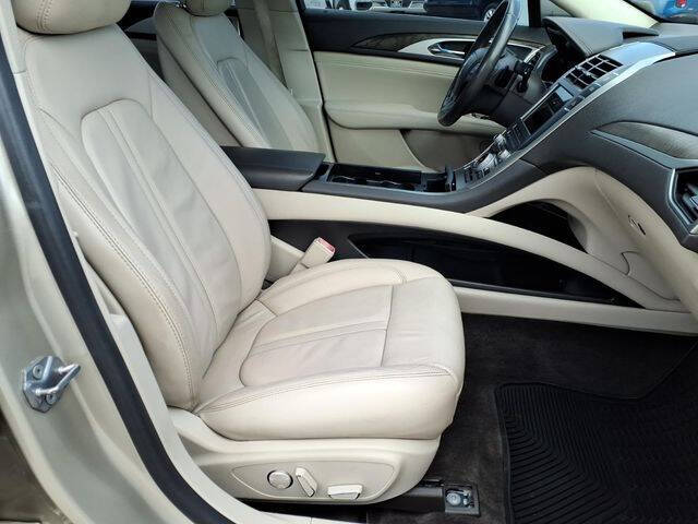 2017 Lincoln MKZ Select