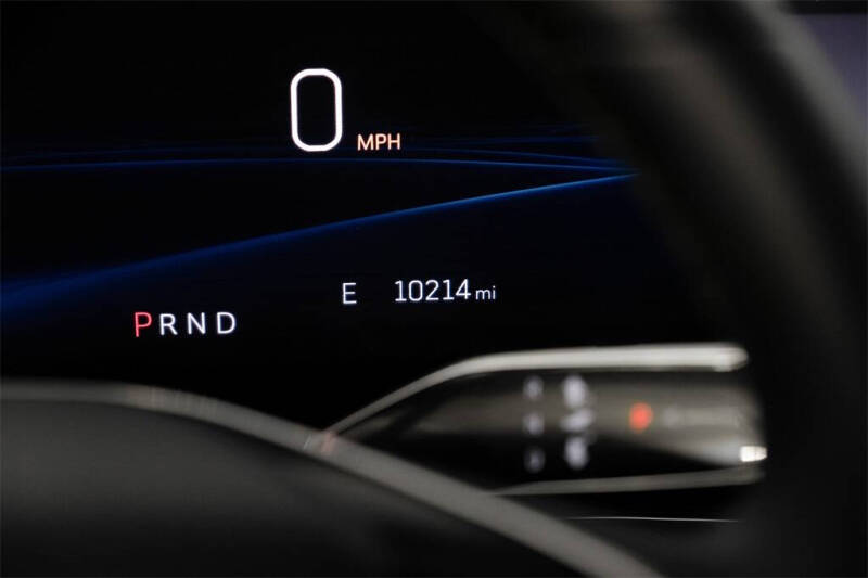 2024 Cadillac LYRIQ Tech