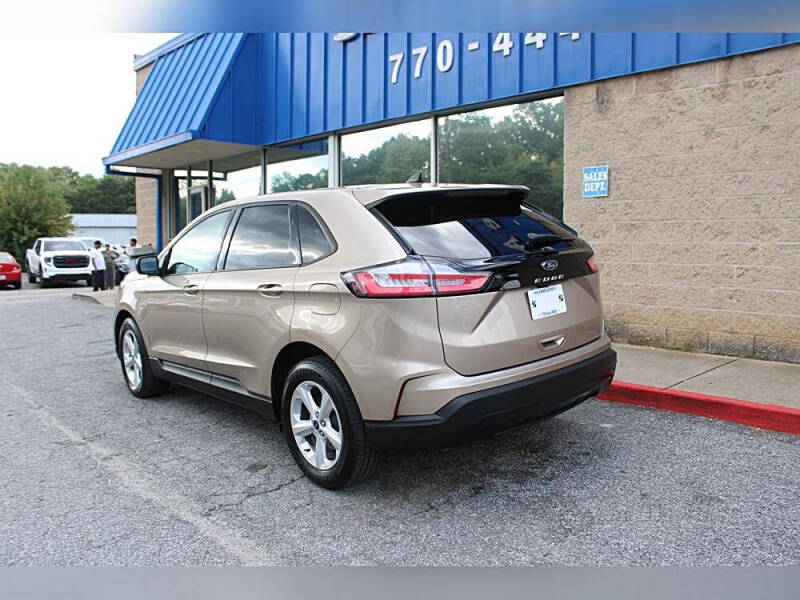 2021 Ford Edge SE