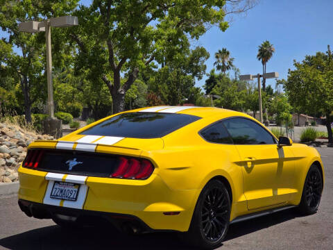 2015 Ford Mustang V6