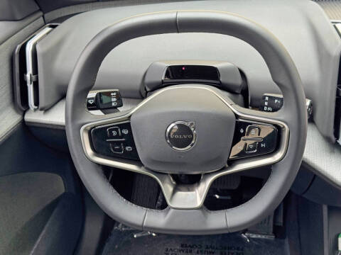 2025 Volvo EX30 Twin Plus