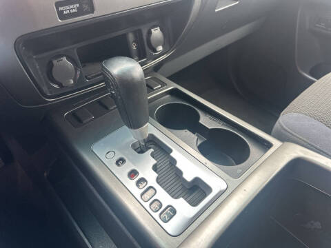 2012 Nissan Armada SV