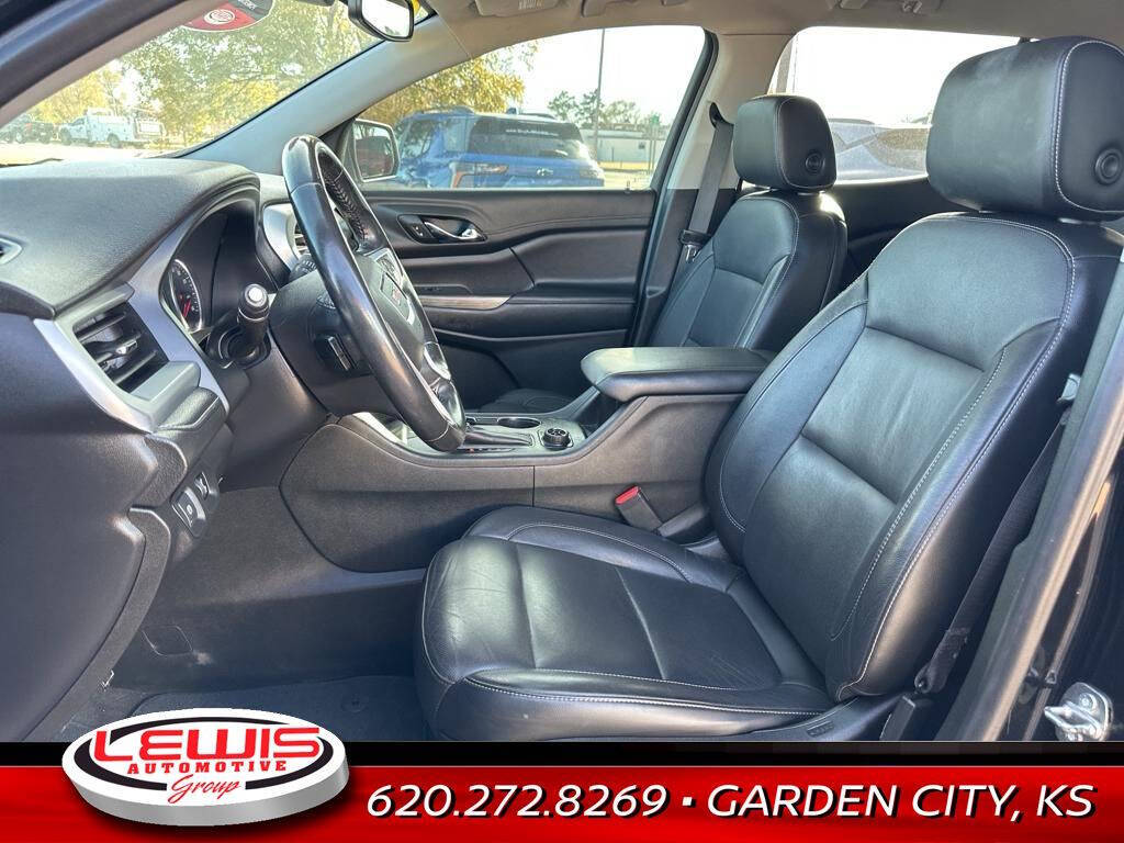 2019 GMC Acadia for sale at Lewis Chevrolet of Garden City in Garden City, KS