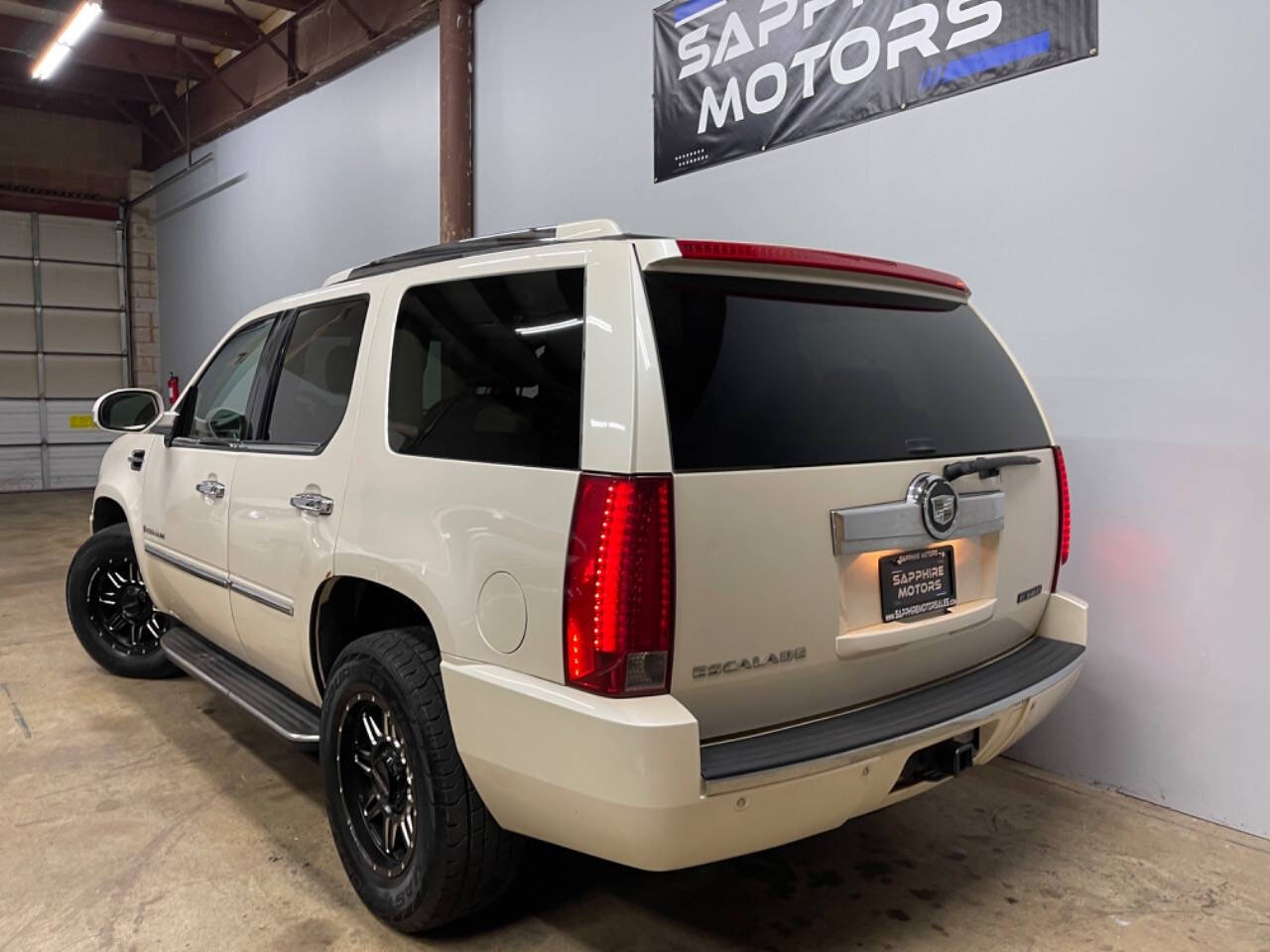 2007 Cadillac Escalade for sale at Sapphire Motors in Gurnee, IL