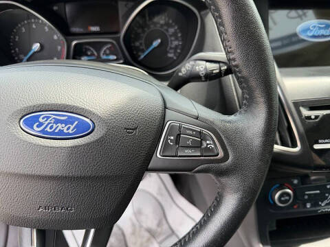 2017 Ford Focus SEL