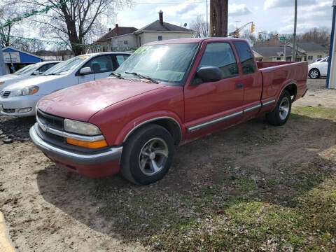 2001 Chevrolet S-10 for sale at A&R Auto Sales and Services LLC in Connersville IN