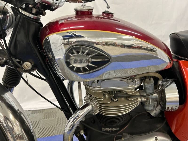 1965 BSA Lightning 650