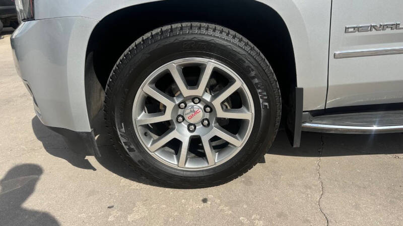 2017 GMC Yukon Denali