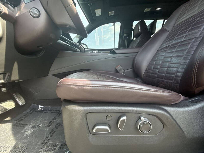 2023 Cadillac Escalade-V