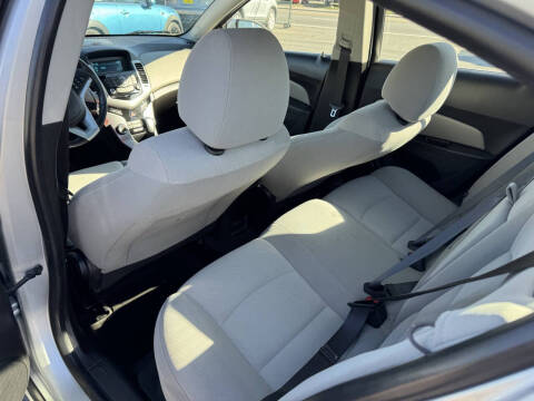 2013 Chevrolet Cruze 1LT Auto