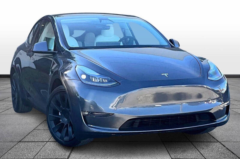 2023 Tesla Model Y Long Range