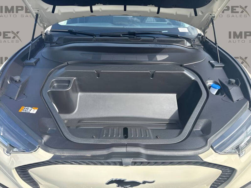 2025 Ford Mustang Mach-E Select