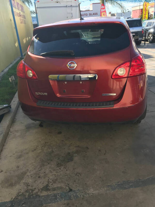 2013 Nissan Rogue SV w/SL Package