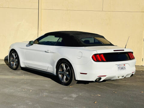 2015 Ford Mustang V6