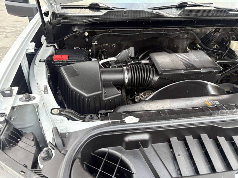 2022 Chevrolet 3500HD Regular Cab 4x4