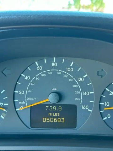 2001 Mercedes-Benz CLK CLK 320