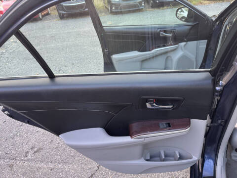 2014 Toyota Camry XLE V6