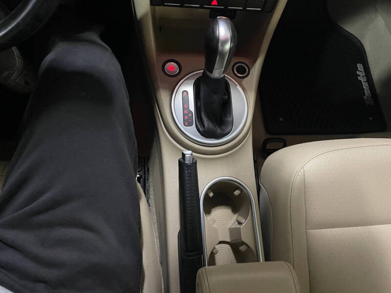 2016 Volkswagen Beetle Convertible 1.8T S