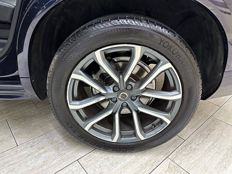 2019 Volvo XC90 T5 Momentum