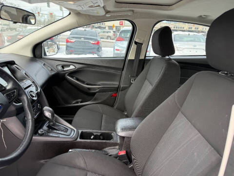 2017 Ford Focus SEL