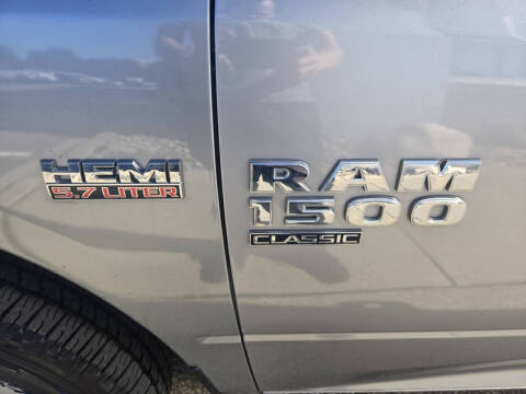 2019 RAM 1500 Classic SLT