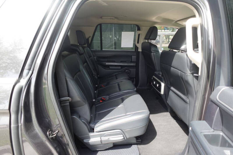 2024 Ford Expedition MAX XLT