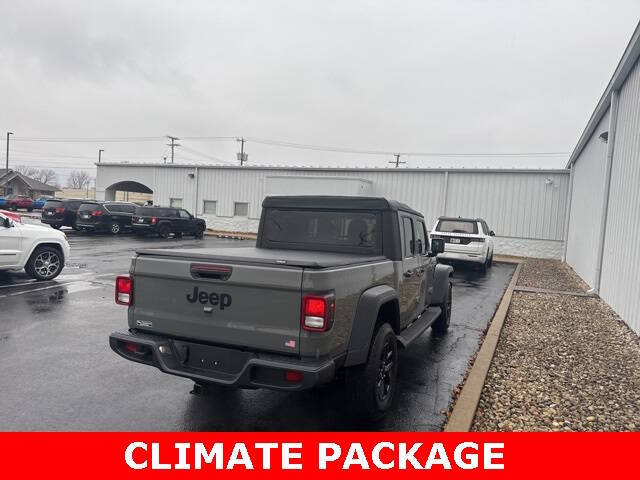 2023 Jeep Gladiator Sport