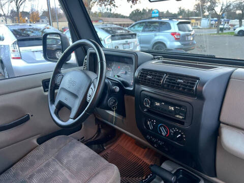 2004 Jeep Wrangler X