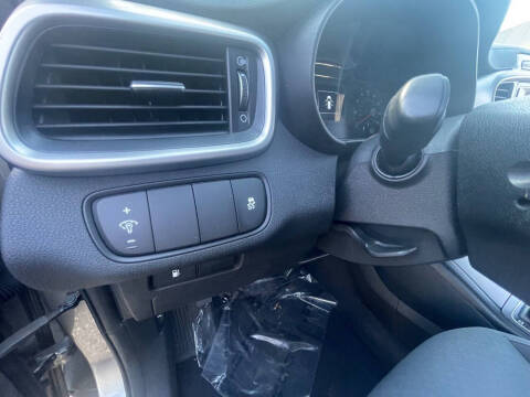 2017 Kia Sorento L