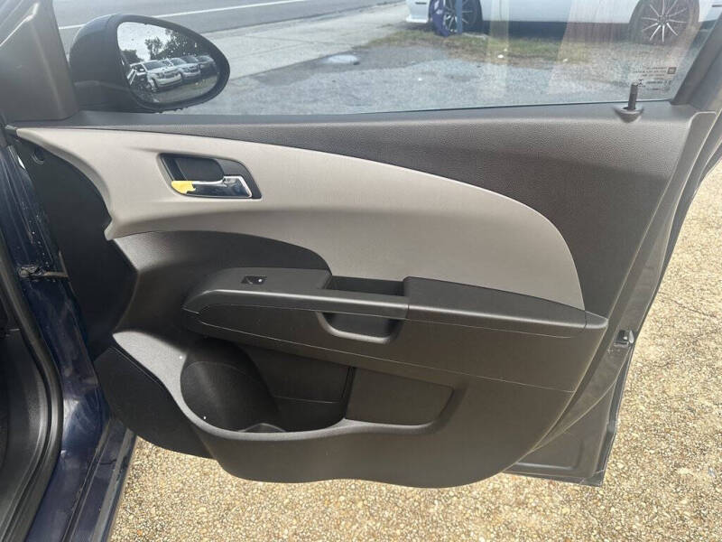 2016 Chevrolet Sonic LTZ Auto