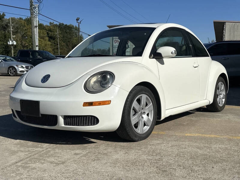 2008 Volkswagen New Beetle Triple White