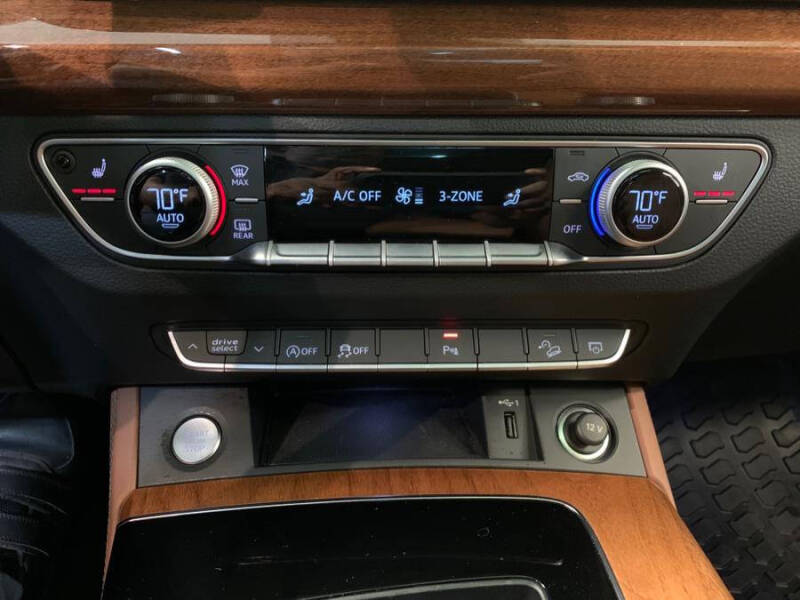 2022 Audi Q5 quattro S line Prem Plus 45 TFSI