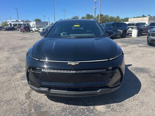 2026 Chevrolet Equinox EV LT 2