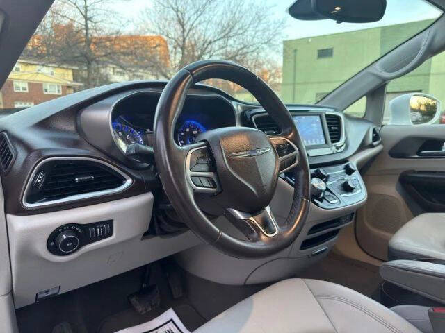 2018 Chrysler Pacifica Touring L