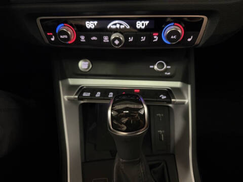 2019 Audi Q3 quattro S line Prem Plus 45 TFSI